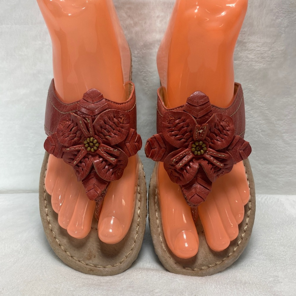 Clarks Artisan Womens Latin Palm Wedge Red Leather Floral Sandals Comfort Size 8